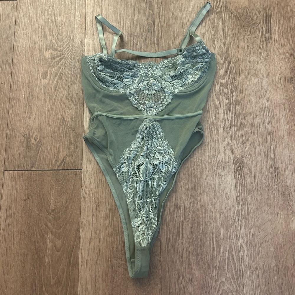 Lace bodysuit